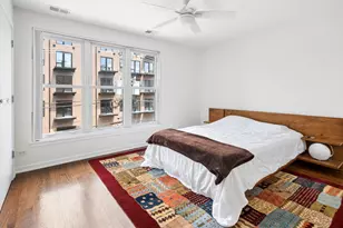 916 W Fletcher St, Chicago, IL 60657 - Photo 10