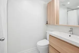 916 W Fletcher St, Chicago, IL 60657 - Photo 14
