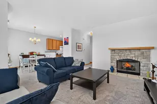2815 Glacier Way, Wauconda, IL 60084 - Photo 6