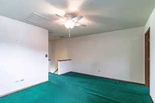 17346 W Maple Ln, Gurnee, IL 60031 - Photo 12