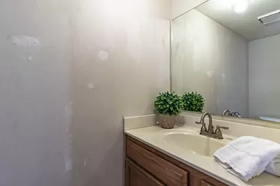17346 W Maple Lane, Gurnee, IL 60031 - Photo 10