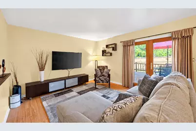 585 Beaconsfield Avenue, Naperville, IL 60565 - Photo 18