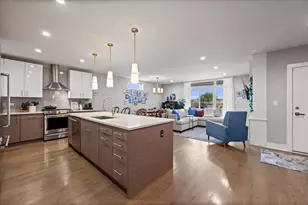 2707 W Belmont Ave, Chicago, IL 60618 - Photo 14