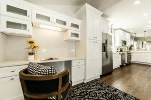 5625 N Menard Ave, Chicago, IL 60646 - Photo 12