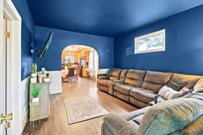 617 Hirsch Avenue, Calumet City, IL 60409 - Photo 2