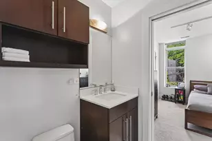 2228 N Hamilton Ave, Chicago, IL 60647 - Photo 12