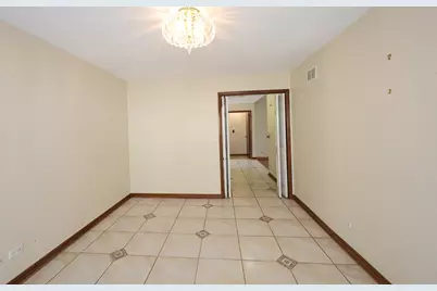 8315 Helen Court, Downers Grove, IL 60516 - Photo 18