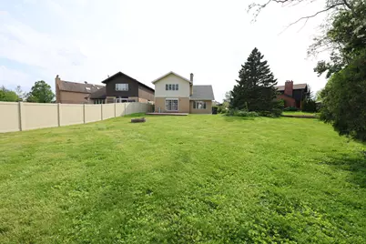 8315 Helen Court, Downers Grove, IL 60516 - Photo 8