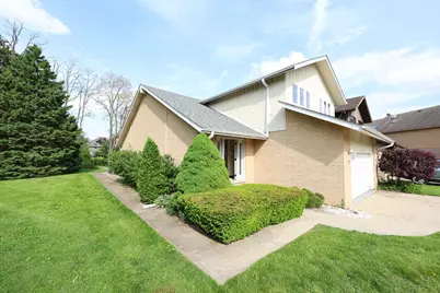 8315 Helen Court, Downers Grove, IL 60516 - Photo 6
