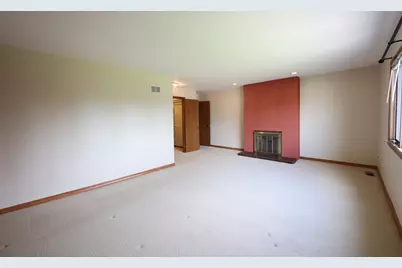 8315 Helen Court, Downers Grove, IL 60516 - Photo 20