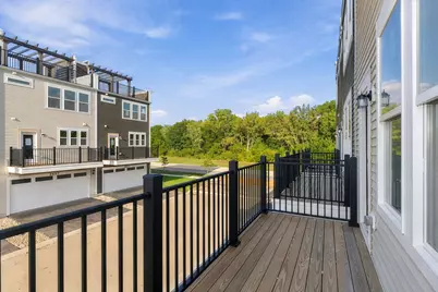 1711 Pratt Court #24166, Hoffman Estates, IL 60192 - Photo 18