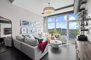 50 E 16th St, Chicago, IL 60616 - Photo 2