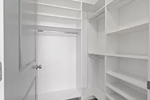 50 E 16th St, Chicago, IL 60616 - Photo 10