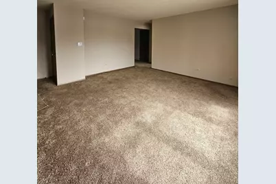 1450 Getzelman Drive #2E, Elgin, IL 60123 - Photo 8