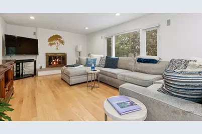 737 Joel Lane, Buffalo Grove, IL 60089 - Photo 10