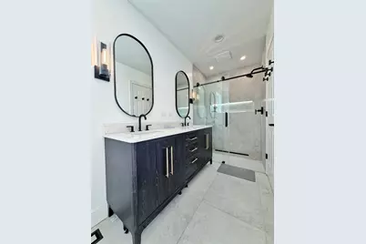 2427 W Grenshaw Street #2, Chicago, IL 60612 - Photo 12