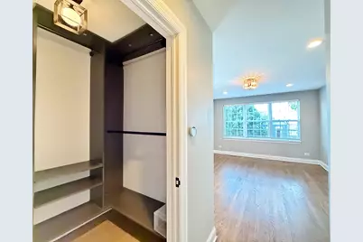 2427 W Grenshaw Street #2, Chicago, IL 60612 - Photo 10