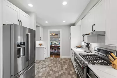 431 W Oakdale Avenue #14D, Chicago, IL 60657 - Photo 4
