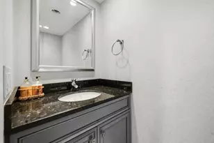 1000 N Lake Shore Plaza, Chicago, IL 60611 - Photo 12