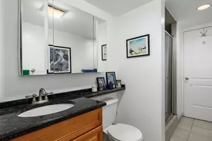 2012 W St Paul Ave, Chicago, IL 60647 - Photo 12
