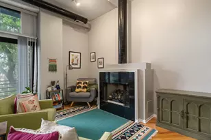 2012 W St Paul Ave, Chicago, IL 60647 - Photo 6