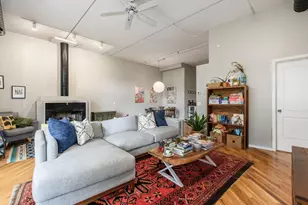 2012 W St Paul Ave, Chicago, IL 60647 - Photo 8