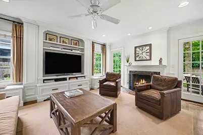 [Address not provided], Wilmette, IL 60091 - Photo 12
