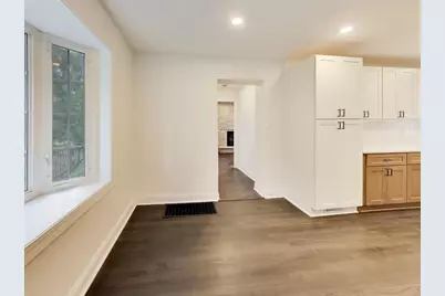 310 S Delphia Avenue, Park Ridge, IL 60068 - Photo 8