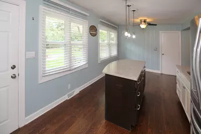212 Hill Avenue, North Aurora, IL 60542 - Photo 10