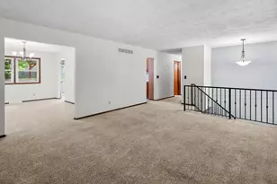 456 Oakwood Pl, Geneseo, IL 61254 - Photo 4