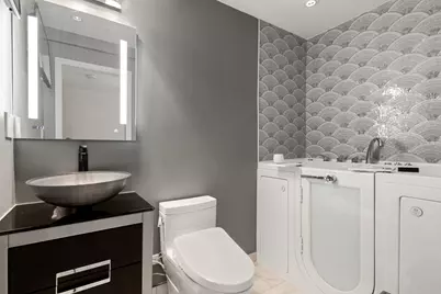 3180 N Lake Shore Drive #17F, Chicago, IL 60657 - Photo 22
