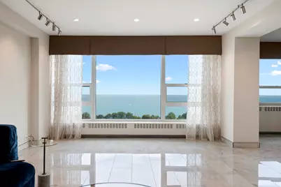 3180 N Lake Shore Drive #17F, Chicago, IL 60657 - Photo 4