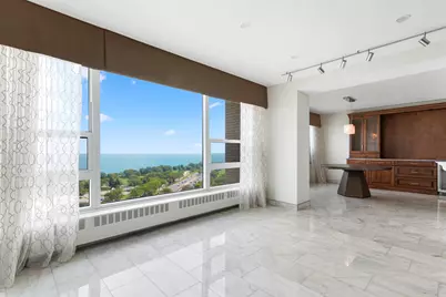 3180 N Lake Shore Drive #17F, Chicago, IL 60657 - Photo 10