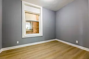6317 S Eberhart Ave, Chicago, IL 60637 - Photo 10