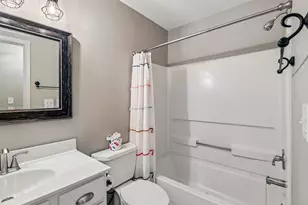 1 Waterfront Ct, Algonquin, IL 60102 - Photo 20