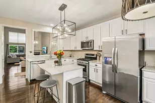 1 Waterfront Ct, Algonquin, IL 60102 - Photo 4