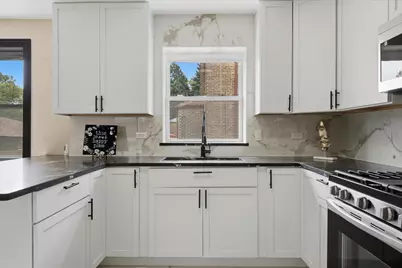 8445 S Wolcott Avenue, Chicago, IL 60620 - Photo 12