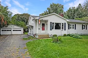 1414 Nan St, Dixon, IL 61021 - Photo 1