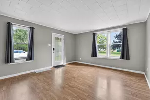 1008 Painter St, Streator, IL 61364 - Photo 4