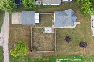 1008 Painter St, Streator, IL 61364 - Photo 2