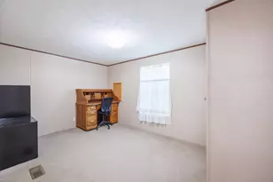 1205 N Gary St, Centralia, IL 62801 - Photo 8