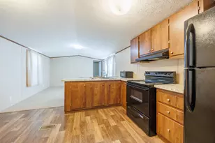 1205 N Gary St, Centralia, IL 62801 - Photo 4
