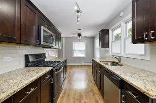 11132 Parker St, Mokena, IL 60448 - Photo 4