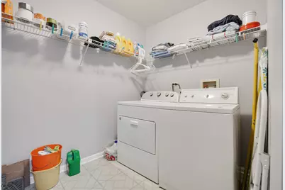 677 Linden Drive, Carol Stream, IL 60188 - Photo 14