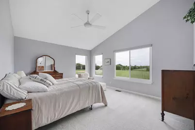 677 Linden Drive, Carol Stream, IL 60188 - Photo 16