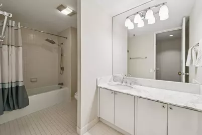 680 N Lake Shore Drive #317, Chicago, IL 60611 - Photo 10