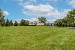 15433 W 163rd St, Homer Glen, IL 60491 - Photo 4