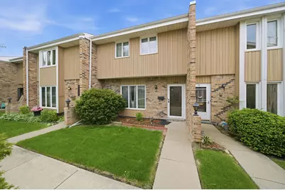 20 Ottawa Court, Justice, IL 60458 - Photo 2