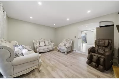 20 Ottawa Court, Justice, IL 60458 - Photo 6