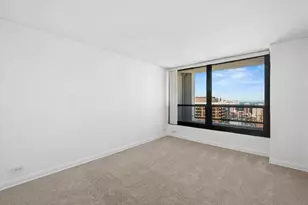 1030 N State St, Chicago, IL 60610 - Photo 12